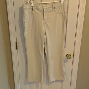 American eagle 16 regular Elegant Cream faux Leather Pants like new